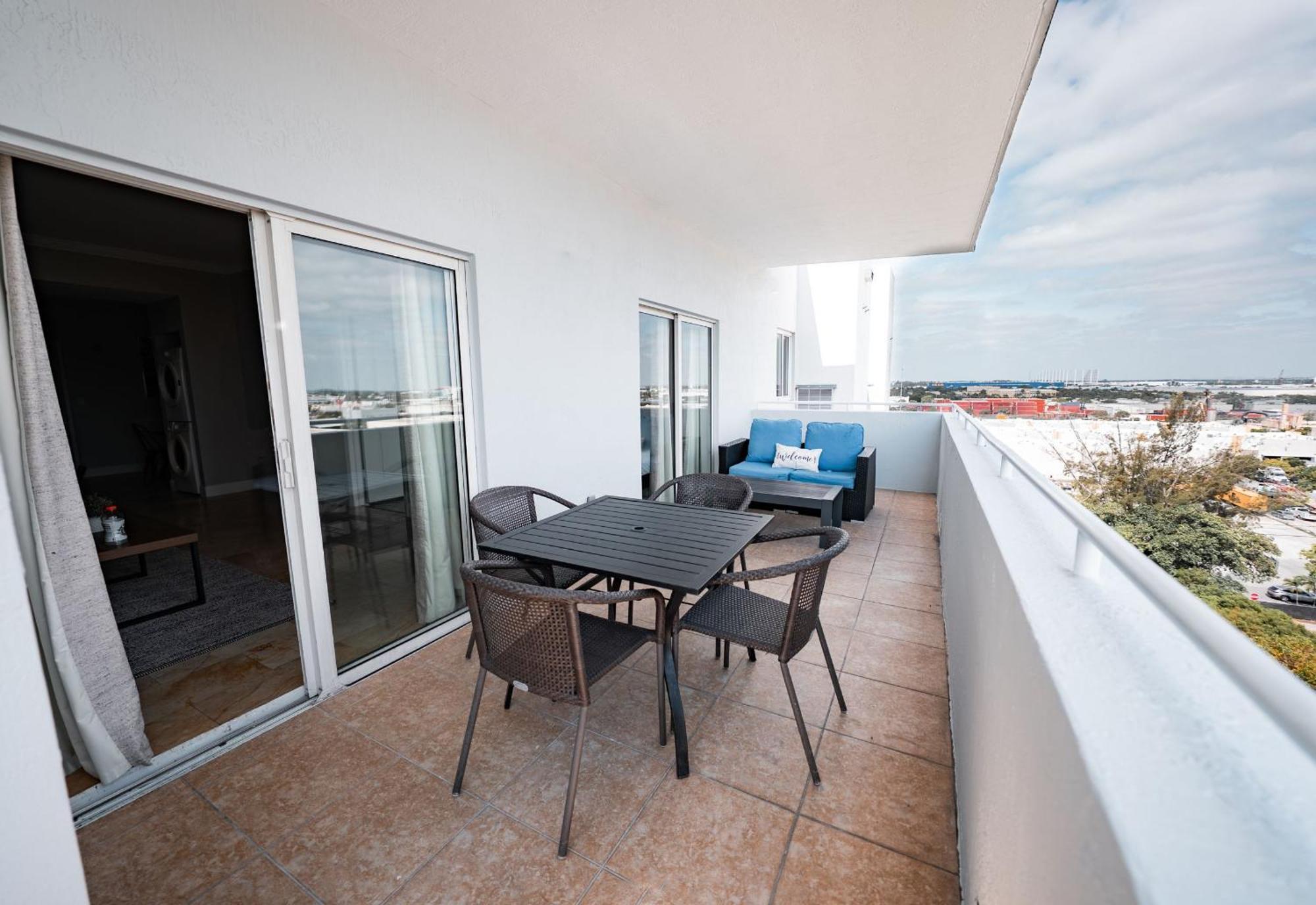Nuvo Suites Hotel - Miami Doral Sweetwater Esterno foto